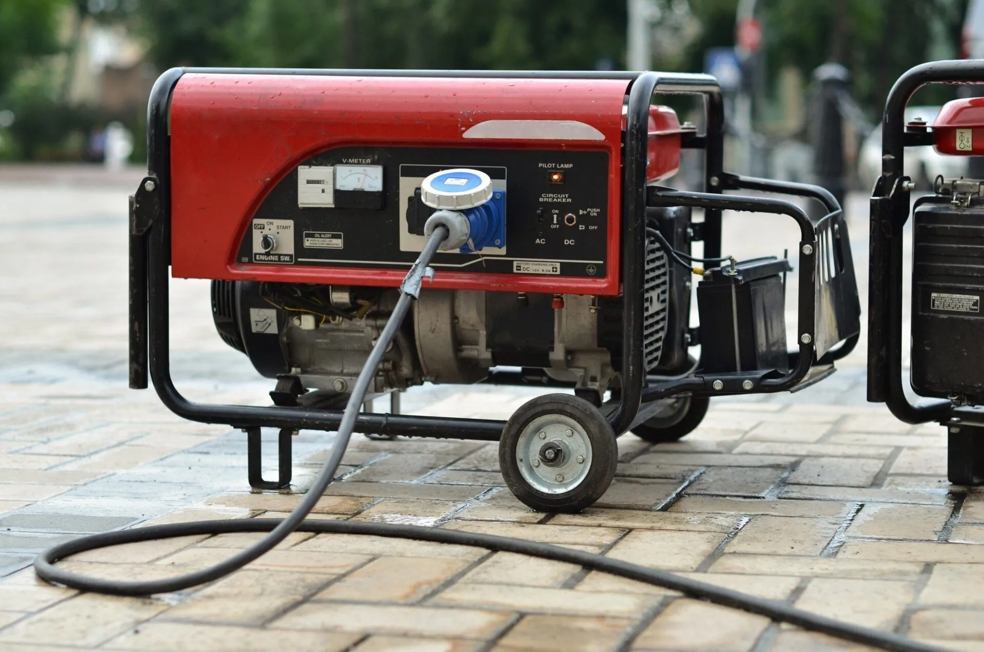 How to Buy a Generator That's Best for You 2