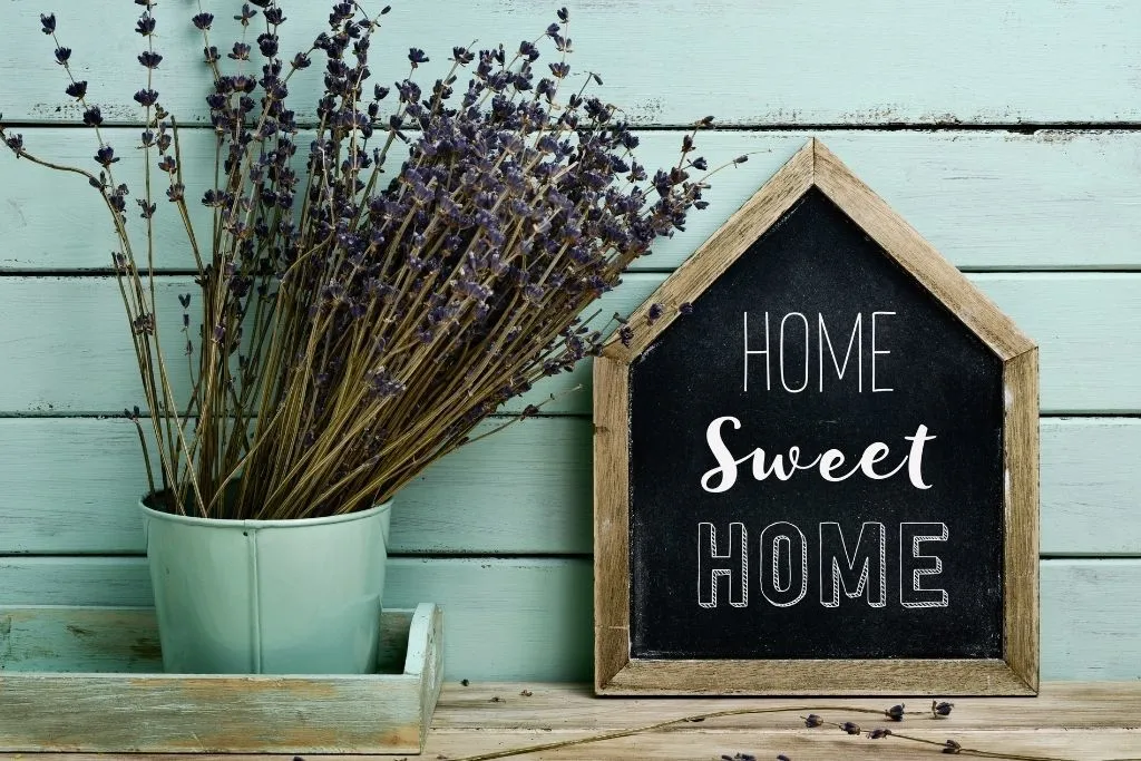 12 Easy Space-Saving Hacks for Your Mobile Home 2