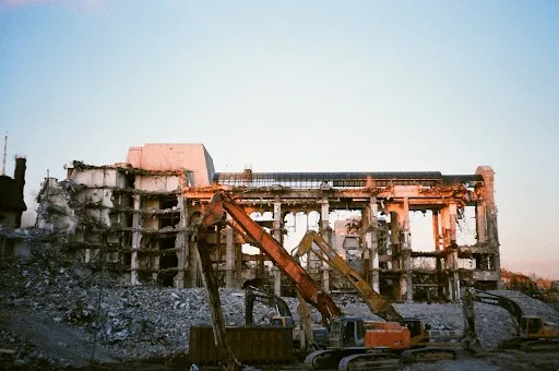 Managing Waste On Construction Sites: Are There Rules You Should Adhere To?