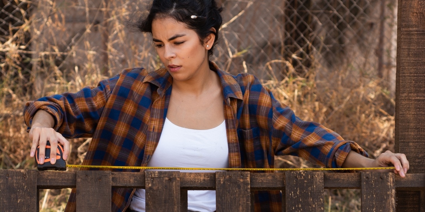 4 Important Questions You Should Ask When Working with a Fencing Contractor