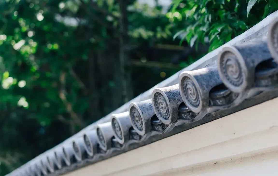 Methods And Instructions For How To Install Roll Roofing
