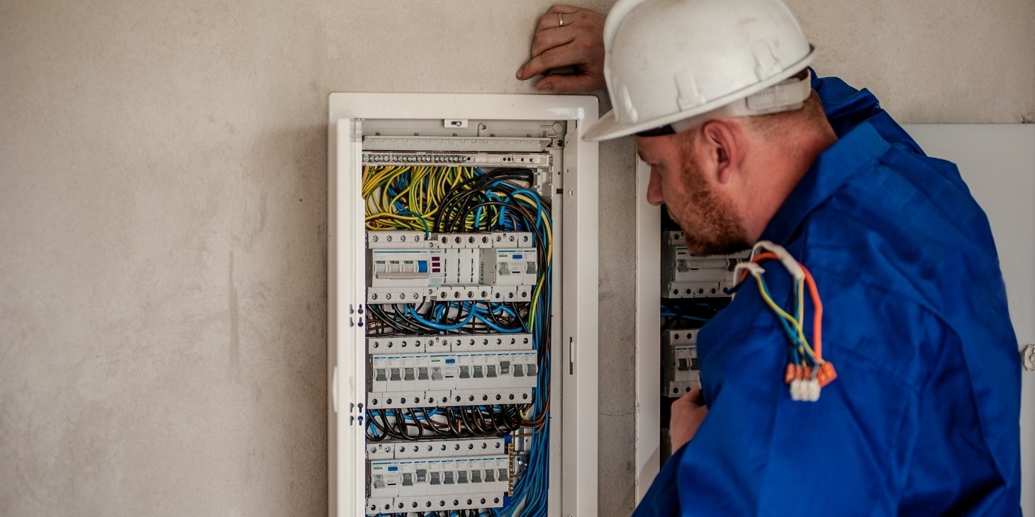 Professional Electrician Services In Dover, Ma