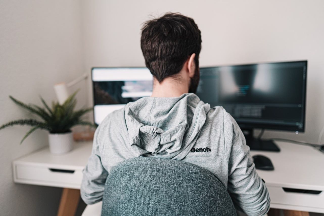 An Efficient Home Office Makes Working From Home More Pleasant
