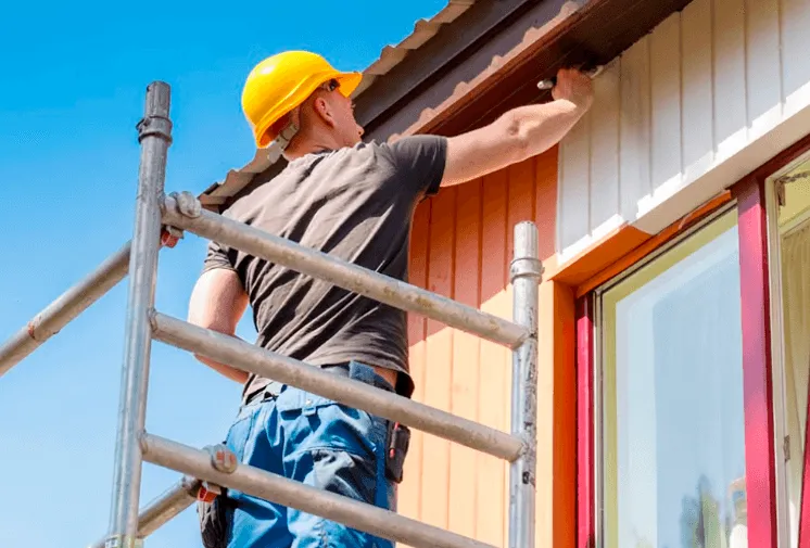 Why You Should Use a Ladder While Painting the Outside of a House