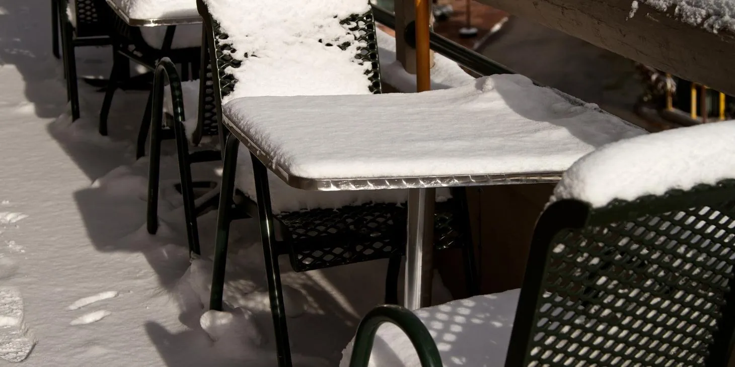 Luckily, there are other ways to keep your outdoor patio furniture.
