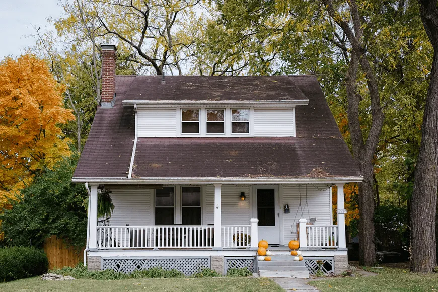 4 Tips to Follow If You Want to Sell Out-of-the-Shape Property