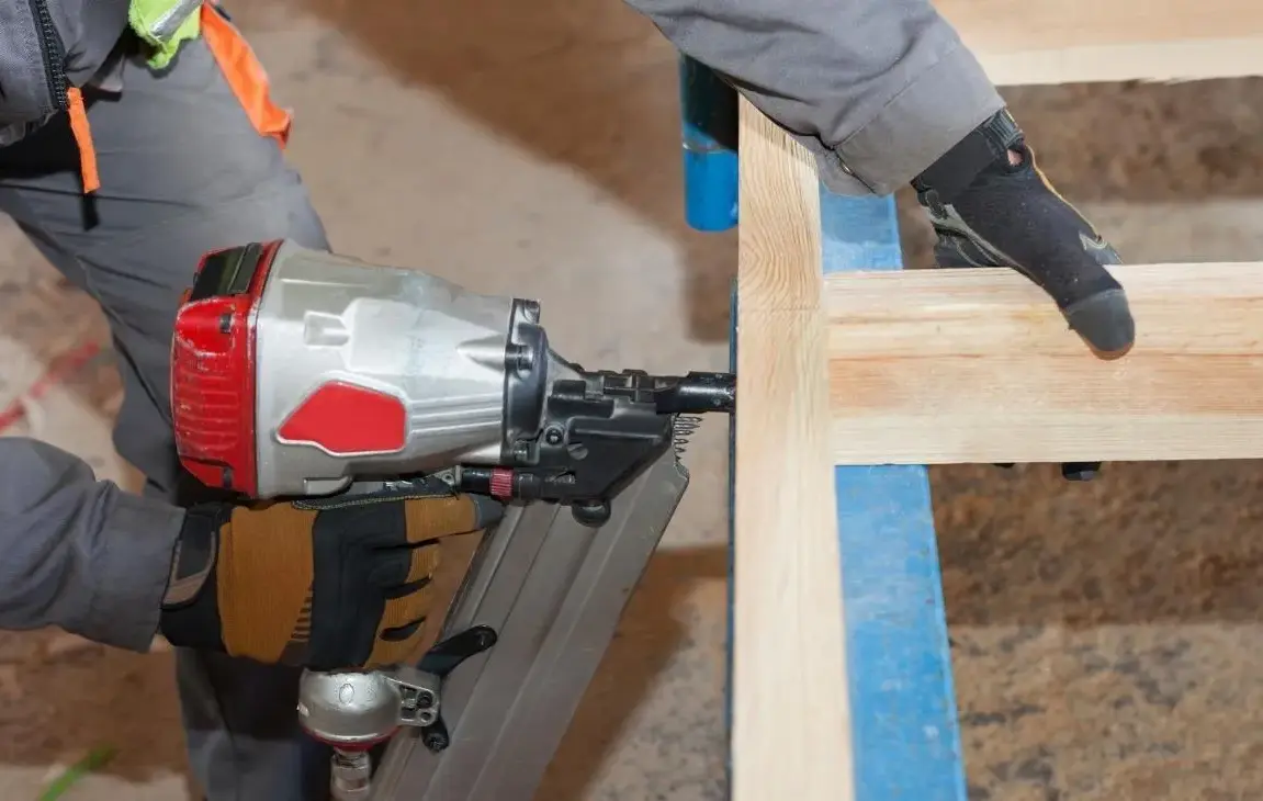 The Handy Man’s Guide To Best Framing Nailers For DIYers