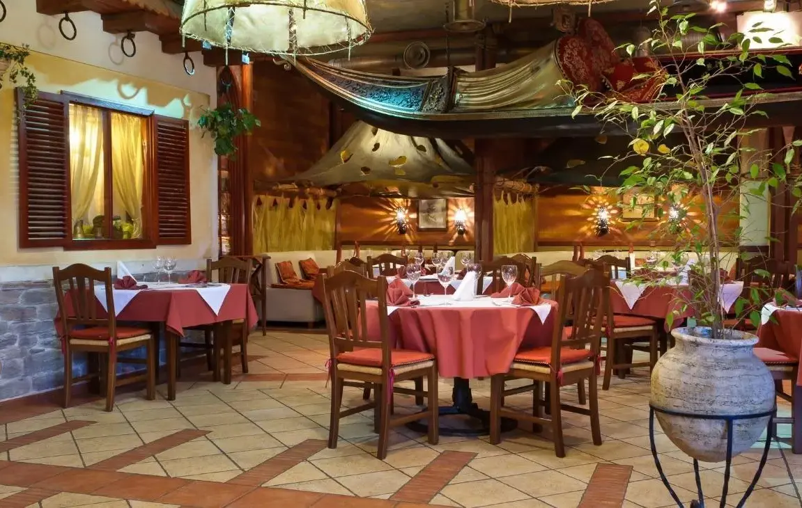 Ideal Fabrics For Restaurant Chairs