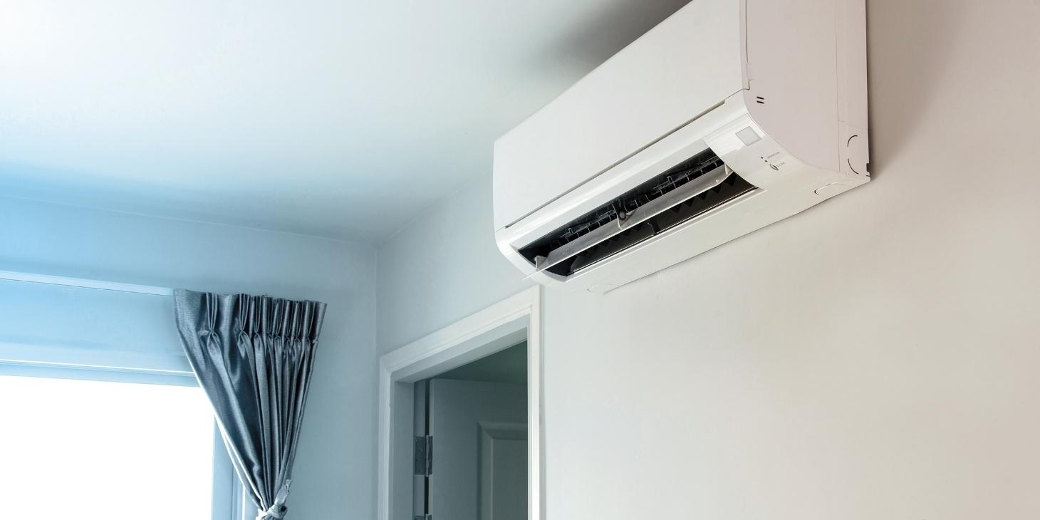 Should You Be Running Your Air Conditioner All Day? | Homienjoy