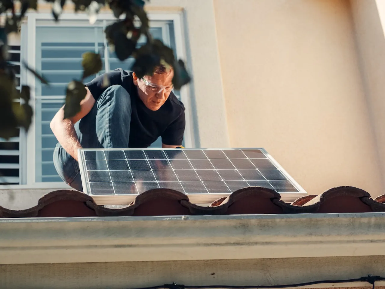  Installing Solar Panels for Your Home