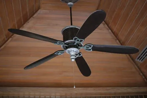 How to Replace a Ceiling Fan?