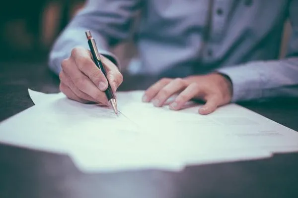 How do you qualify for homeowners insurance?