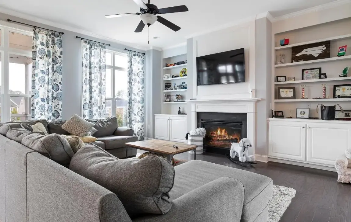 Can I Hire Interior Designers When I'm Building My Home