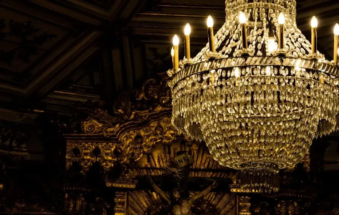 Everything You Need to Know About Chandeliers Murano Glass Lighting