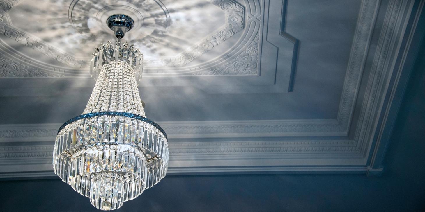 Everything You Need to Know About Chandeliers Murano Glass Lighting
