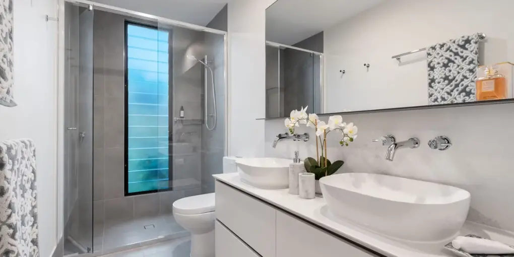 Bathroom Installation: What Are the Pros and Cons