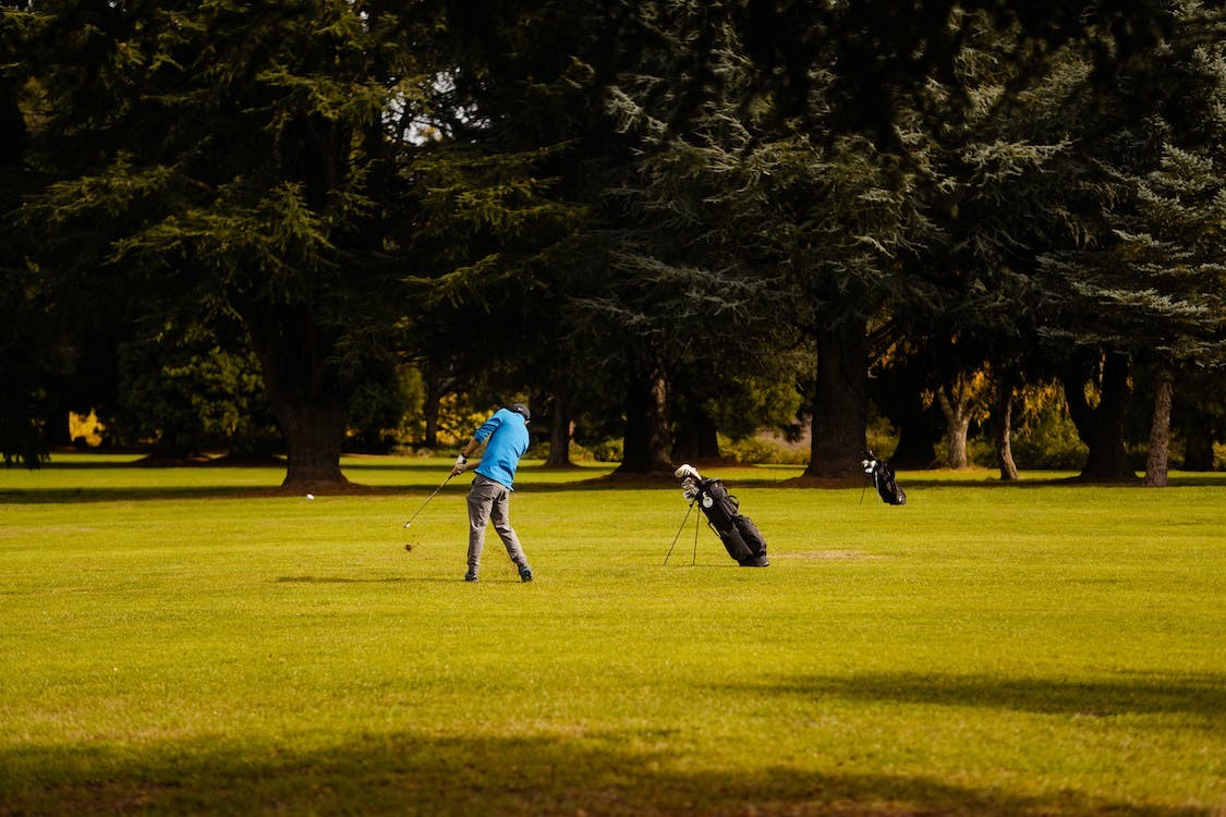 How To Purchase A Golf Home On A Budget?