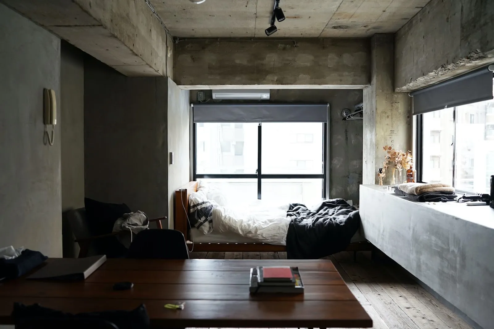 Installing Collapsible and Foldable Furniture