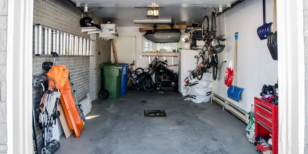 A Guide on How To Organize Your Garage