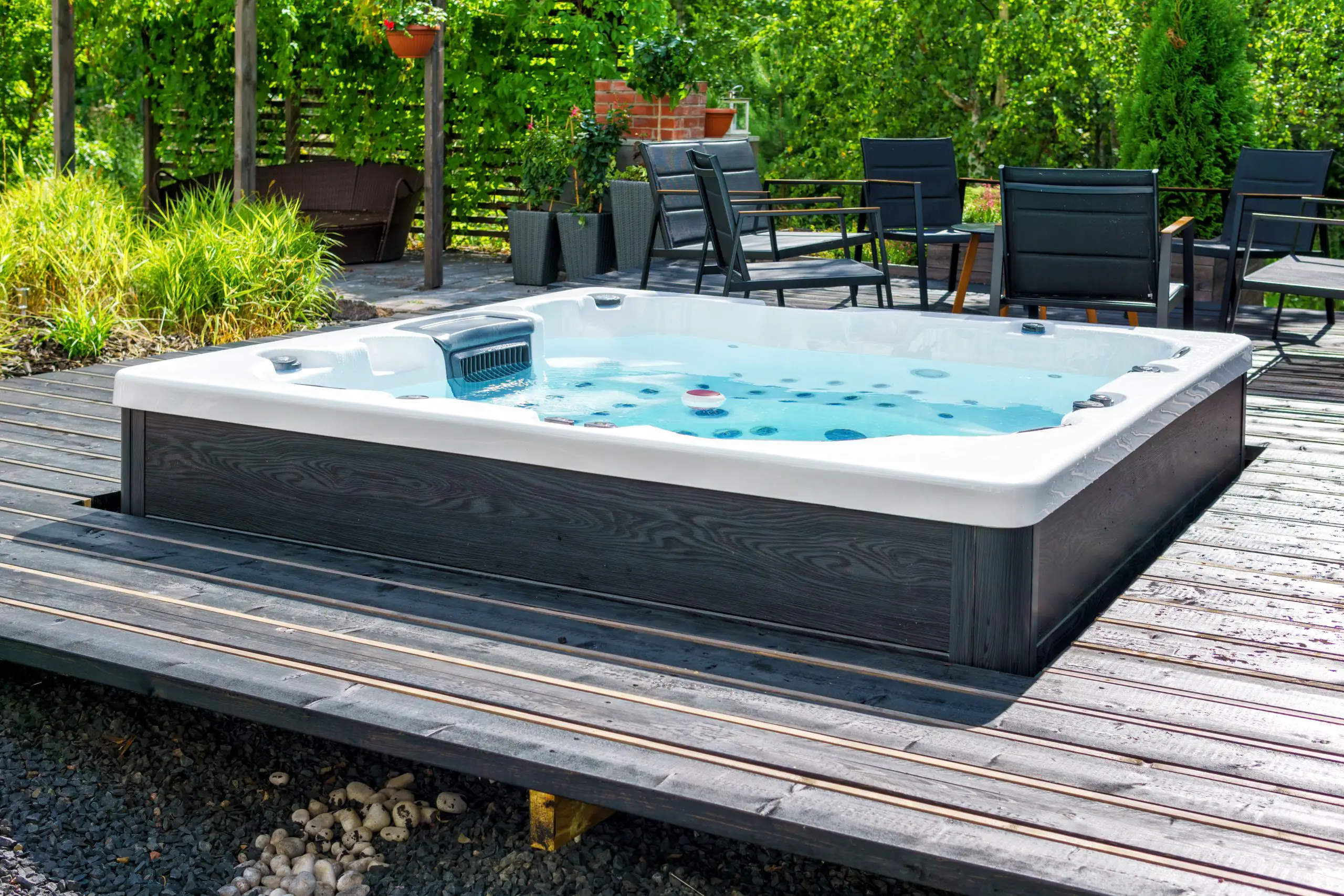 How To Create A Luxury Spa Experience In Your Backyard