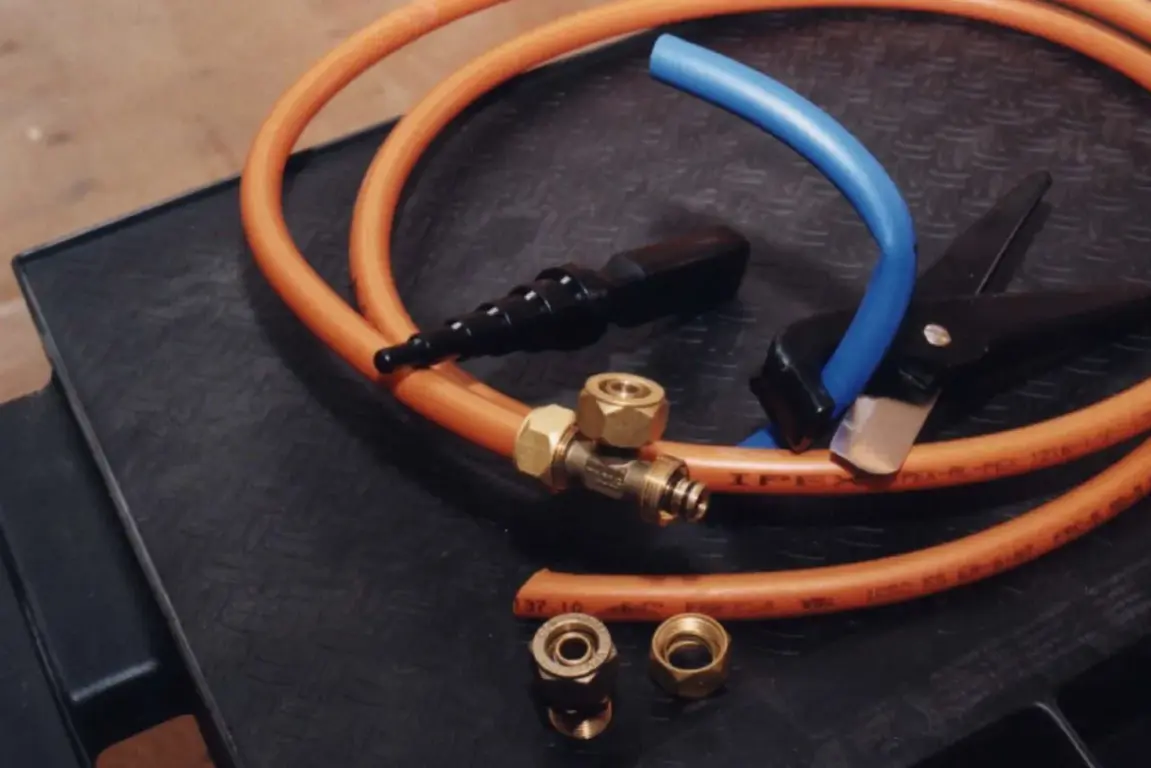 Replacement of Kitec plumbing fixtures in apartment buildings