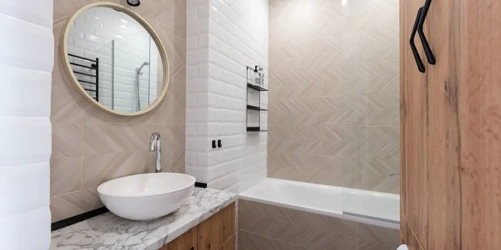 Stylish Tips on How to Decorate Your Bathroom With Mirrors