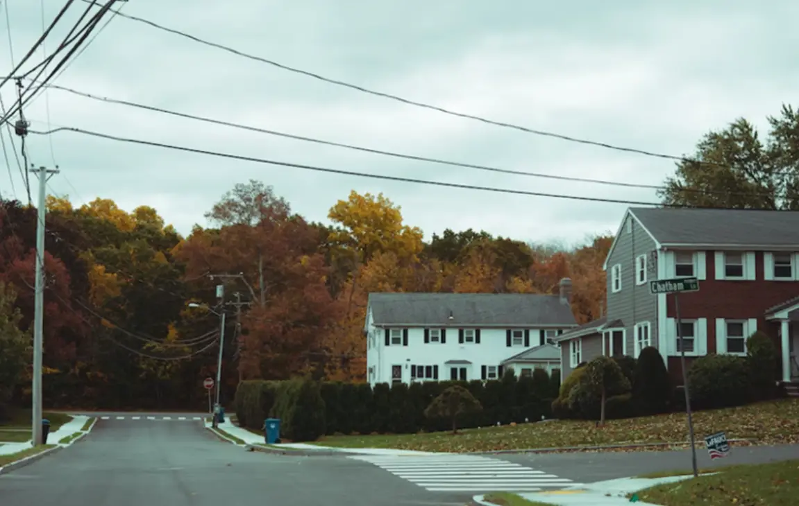 Benefits of Suburban Living Over the City Life